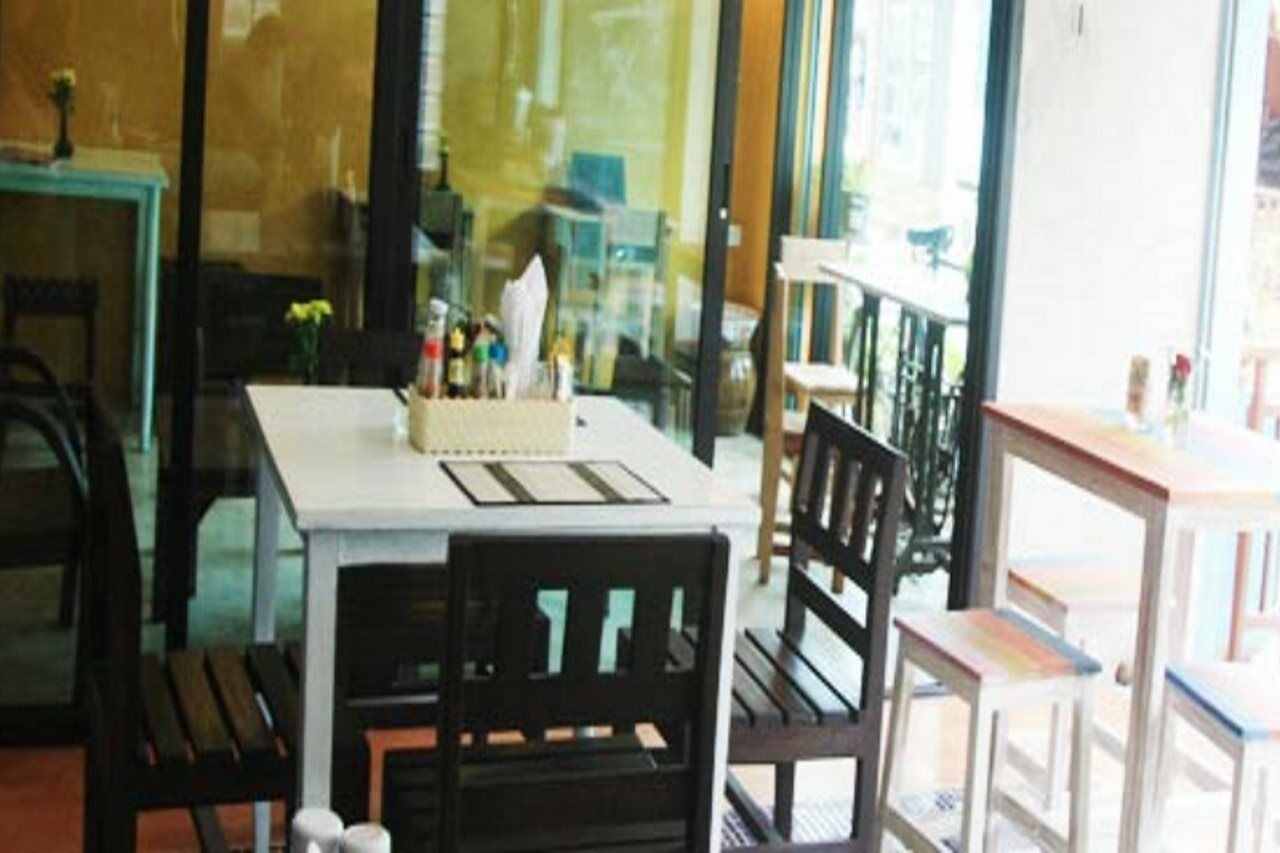 Hotel Anan House Phuket Esterno foto
